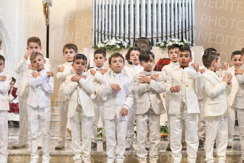 Holy-Communion_2279-1