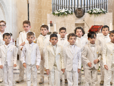 Holy-Communion_2286