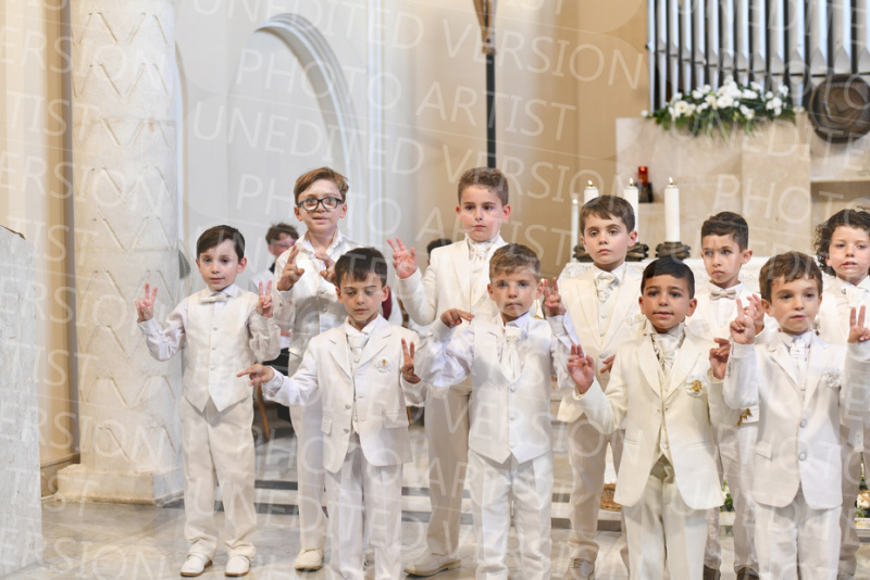 Holy-Communion_2288