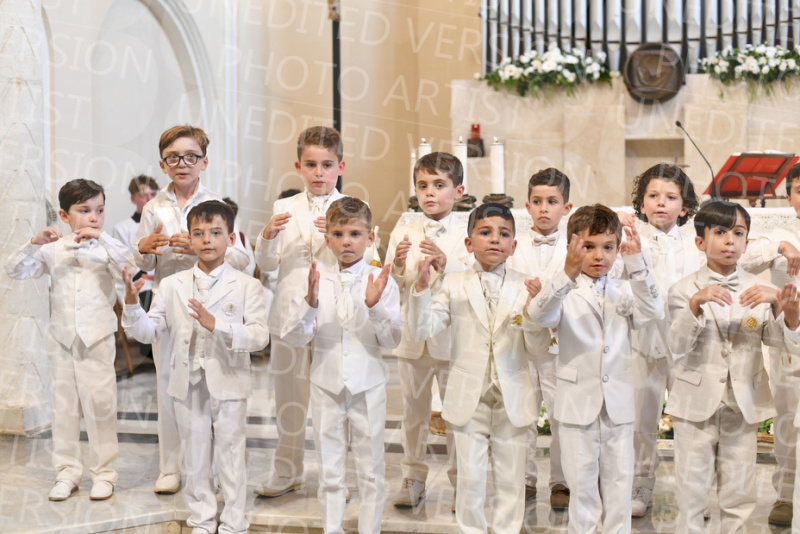 Holy-Communion_2291