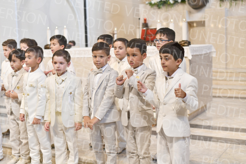 Holy-Communion_2298-1