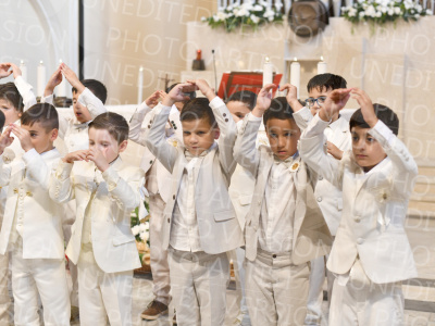 Holy-Communion_2305-1