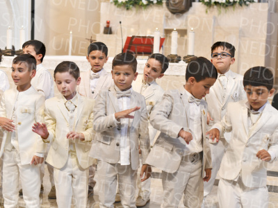 Holy-Communion_2312-1