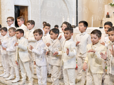 Holy-Communion_2316-1