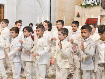 Holy-Communion_2318-1