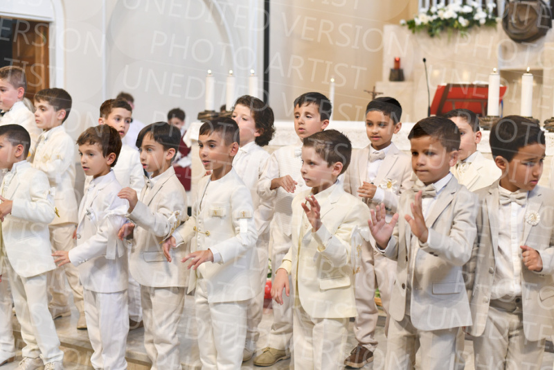 Holy-Communion_2318-1