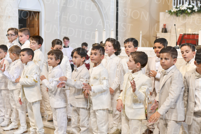 Holy-Communion_2319-1