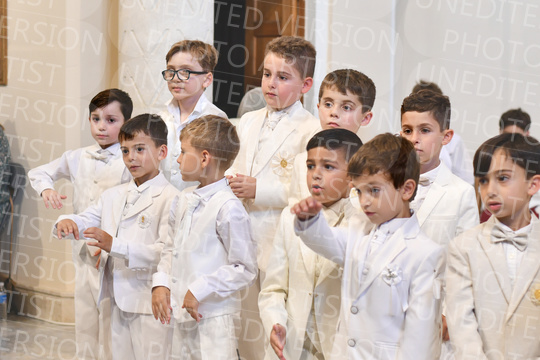 Holy-Communion_2323
