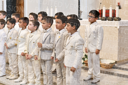 Holy-Communion_2324-1