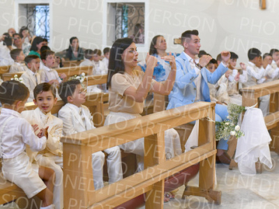 Holy-Communion_2332-1