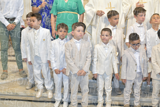 Holy-Communion_2347-1