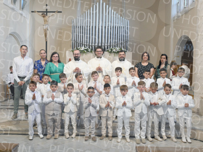 Holy-Communion_2349-1