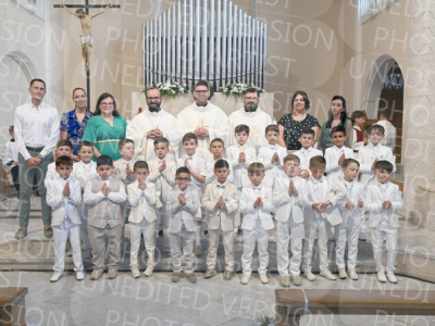 Holy-Communion_2351-1