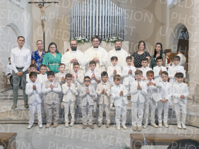 Holy-Communion_2353-1