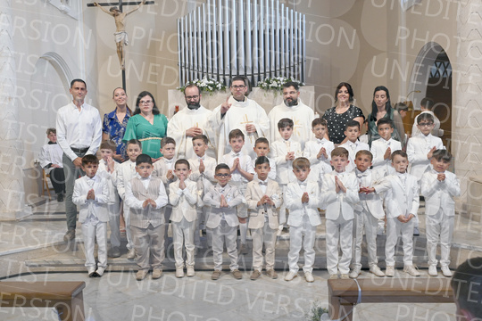 Holy-Communion_2355-1