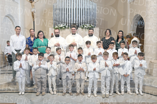 Holy-Communion_2366