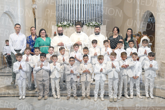 Holy-Communion_2367-1