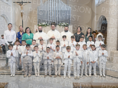 Holy-Communion_2369-1