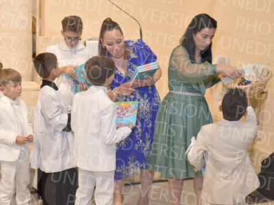 Holy-Communion_2374