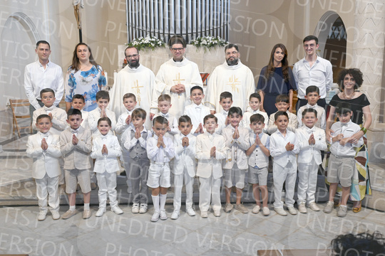 Holy-Communion_2382-1