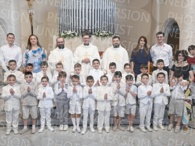 Holy-Communion_2387-1
