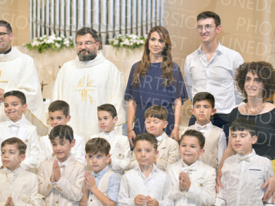Holy-Communion_2397-1