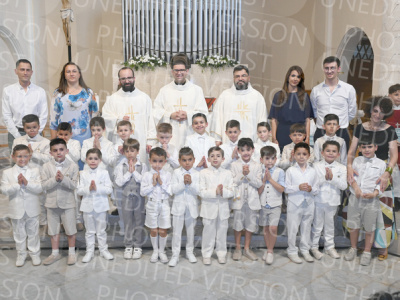 Holy-Communion_2399-1