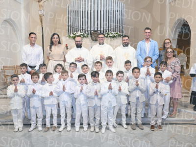 Holy-Communion_2405-1