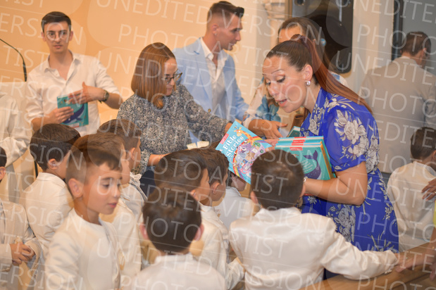 Holy-Communion_2422-1