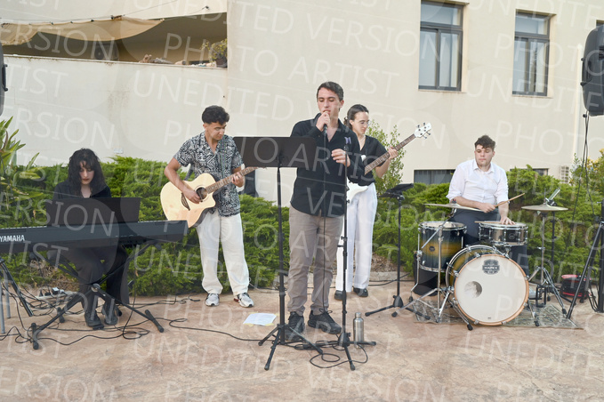 Holy-Communion_2468-1