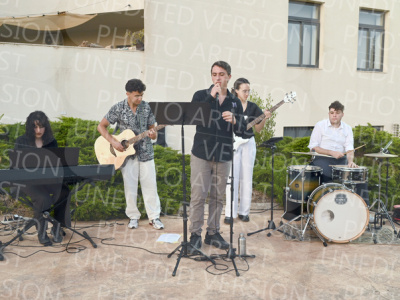 Holy-Communion_2468