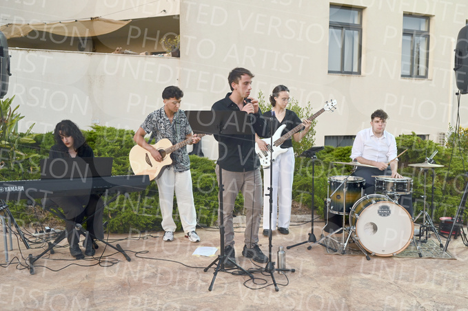 Holy-Communion_2469